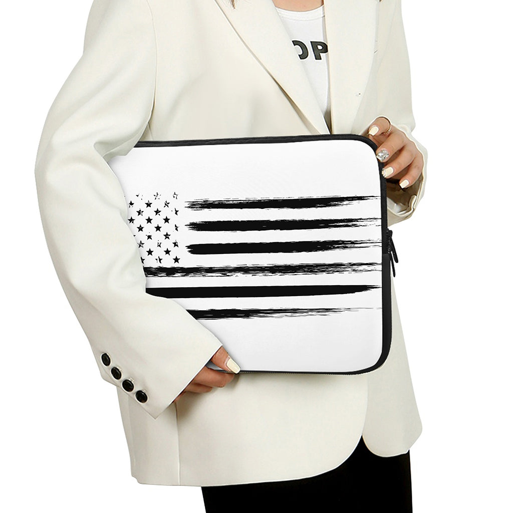 White And Black USA Flag Print Laptop Sleeve