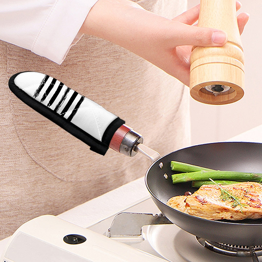 White And Black USA Flag Print Skillet Handle Cover