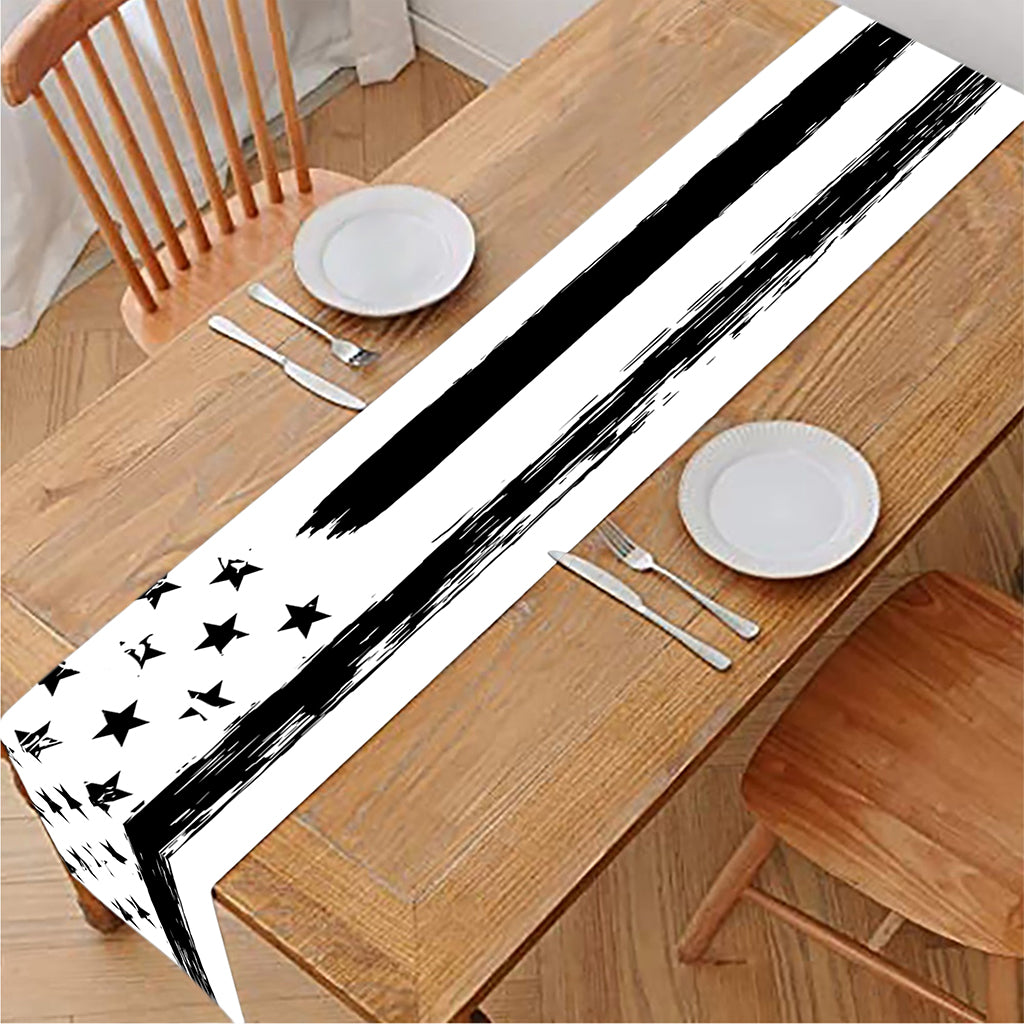 White And Black USA Flag Print Table Runner