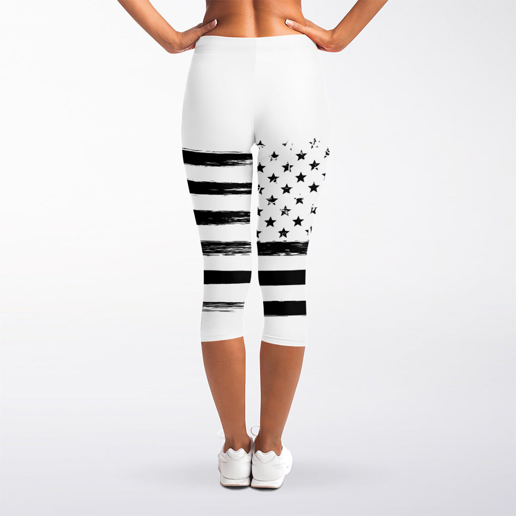 White And Black USA Flag Print Women's Capri Leggings