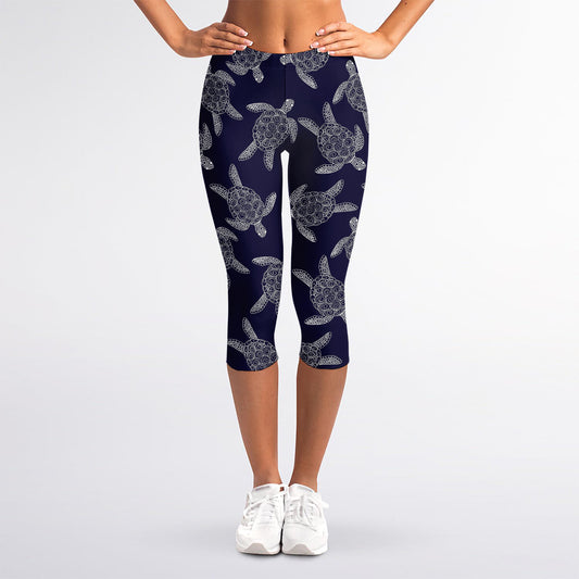 White And Blue Turtle Pattern Print Women's Capri Leggings