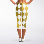 White And Gold Harlequin Pattern Print Women's Capri Leggings
