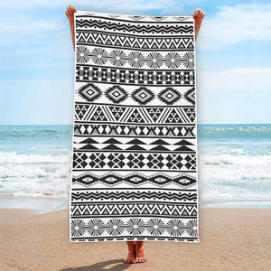 White And Grey Aztec Pattern Print Beach Towel