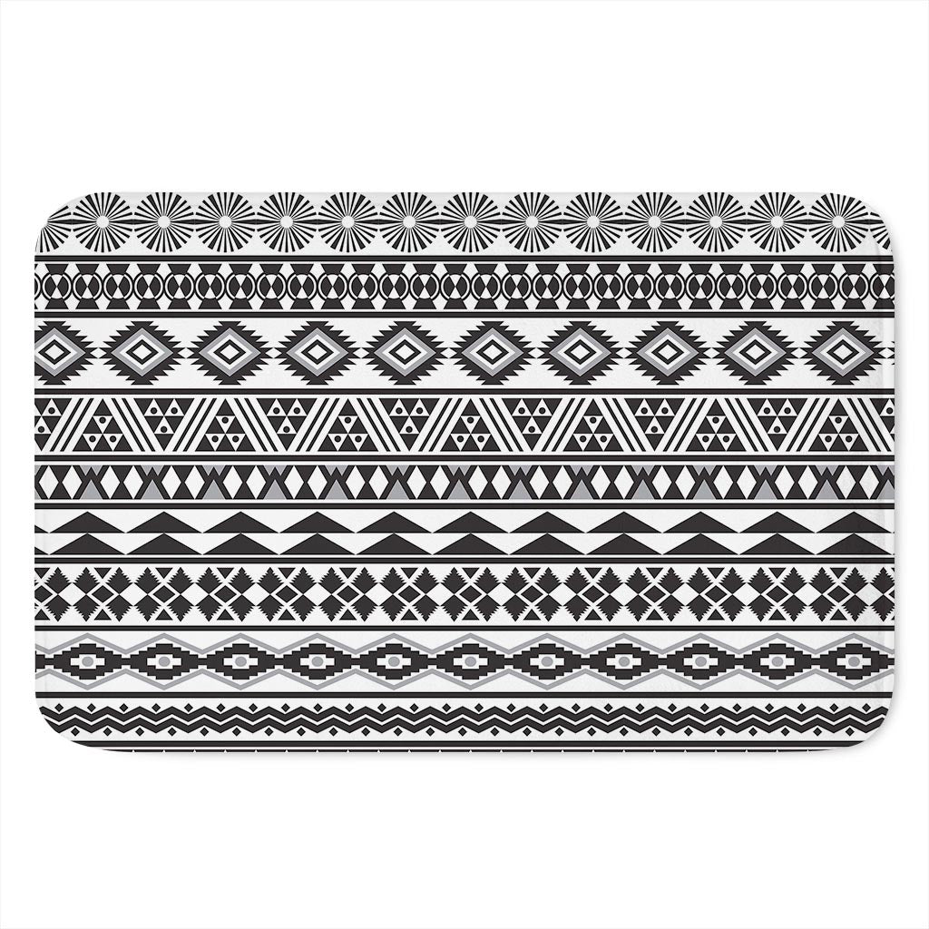 White And Grey Aztec Pattern Print Indoor Door Mat