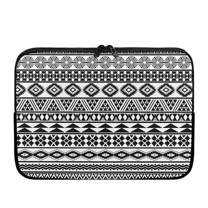 White And Grey Aztec Pattern Print Laptop Sleeve