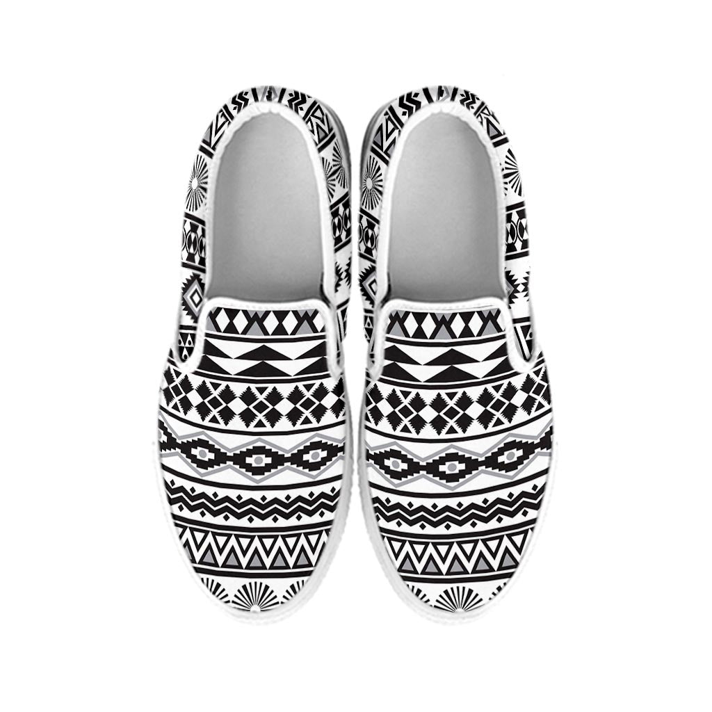 White And Grey Aztec Pattern Print White Slip On Sneakers