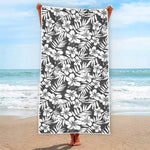 White And Grey Hawaiian Pattern Print Beach Towel