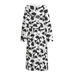 White And Grey Shark Pattern Print Hooded Bathrobe