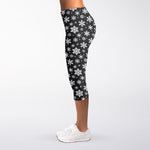 White And Grey Snowflake Pattern Print Women's Capri Leggings