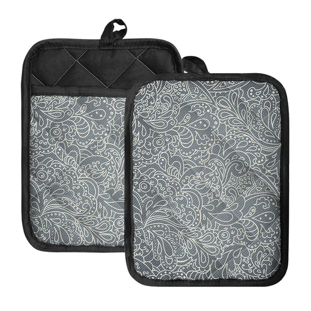 White And Grey Western Floral Print Pot Holders With Pocket