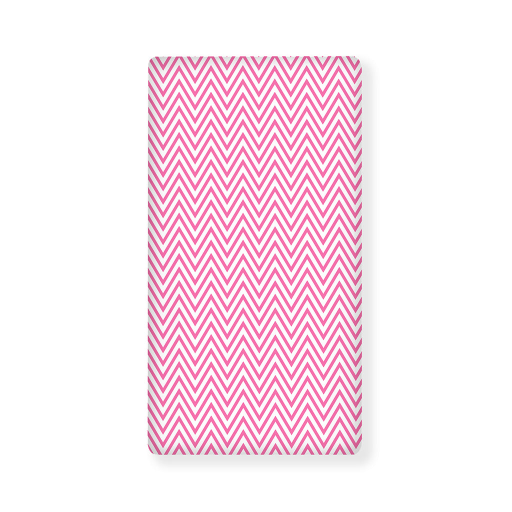 White And Pink Zigzag Pattern Print Baby Crib Sheet