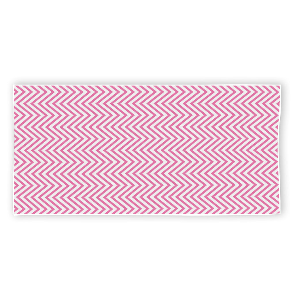 White And Pink Zigzag Pattern Print Beach Towel