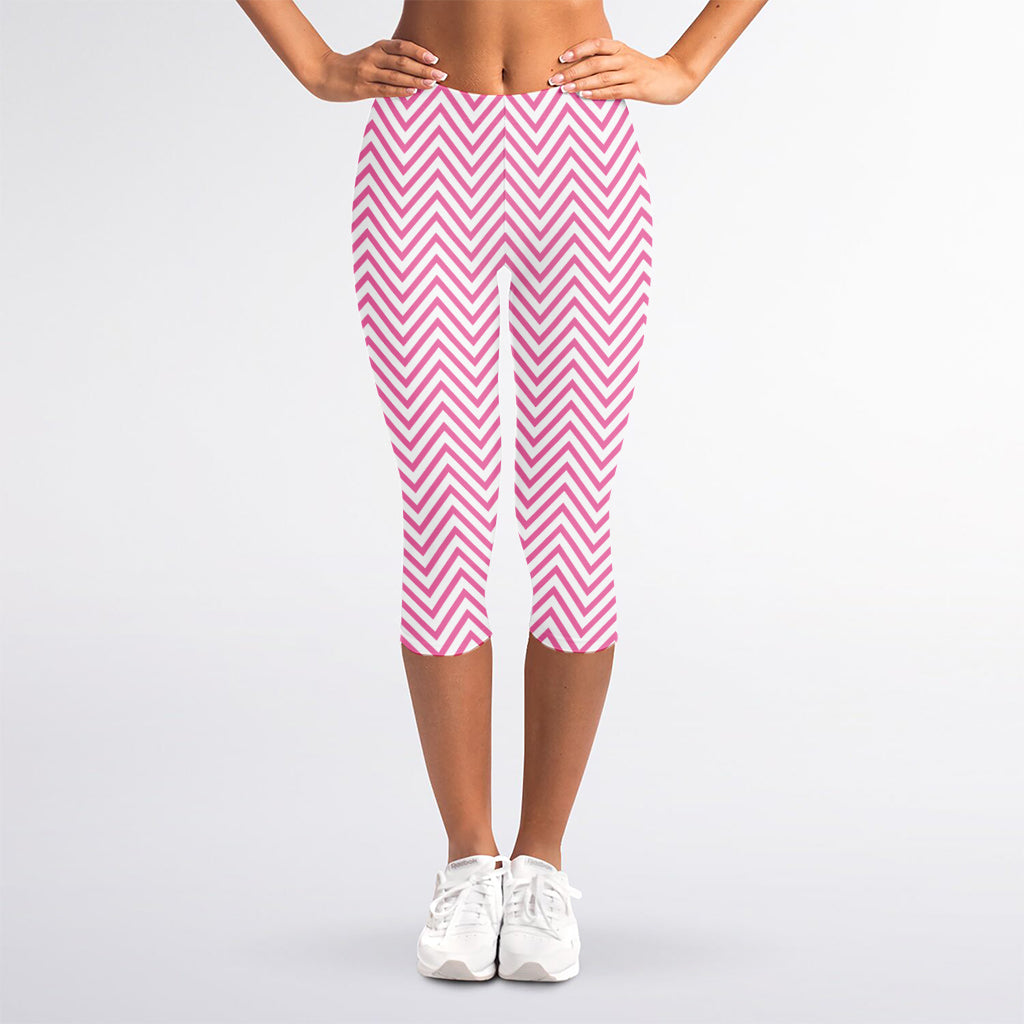 White And Pink Zigzag Pattern Print Women's Capri Leggings