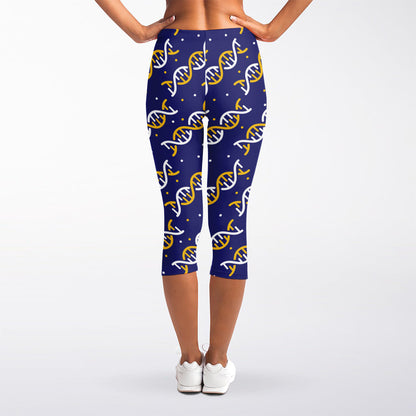 White And Yellow DNA Pattern Print Women's Capri Leggings
