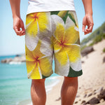 White And Yellow Plumeria Flower Print Men's Cargo Shorts