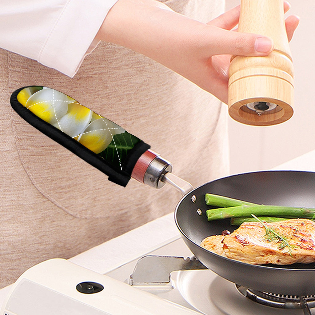 White And Yellow Plumeria Flower Print Skillet Handle Cover