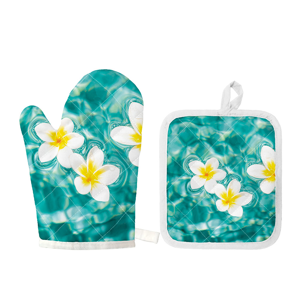 White And Yellow Plumeria In Water Print Oven Mitt And Pot Holder Set