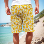 White And Yellow Plumeria Pattern Print Men's Cargo Shorts
