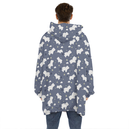 White Baby Polar Bear Pattern Print Hoodie Blanket