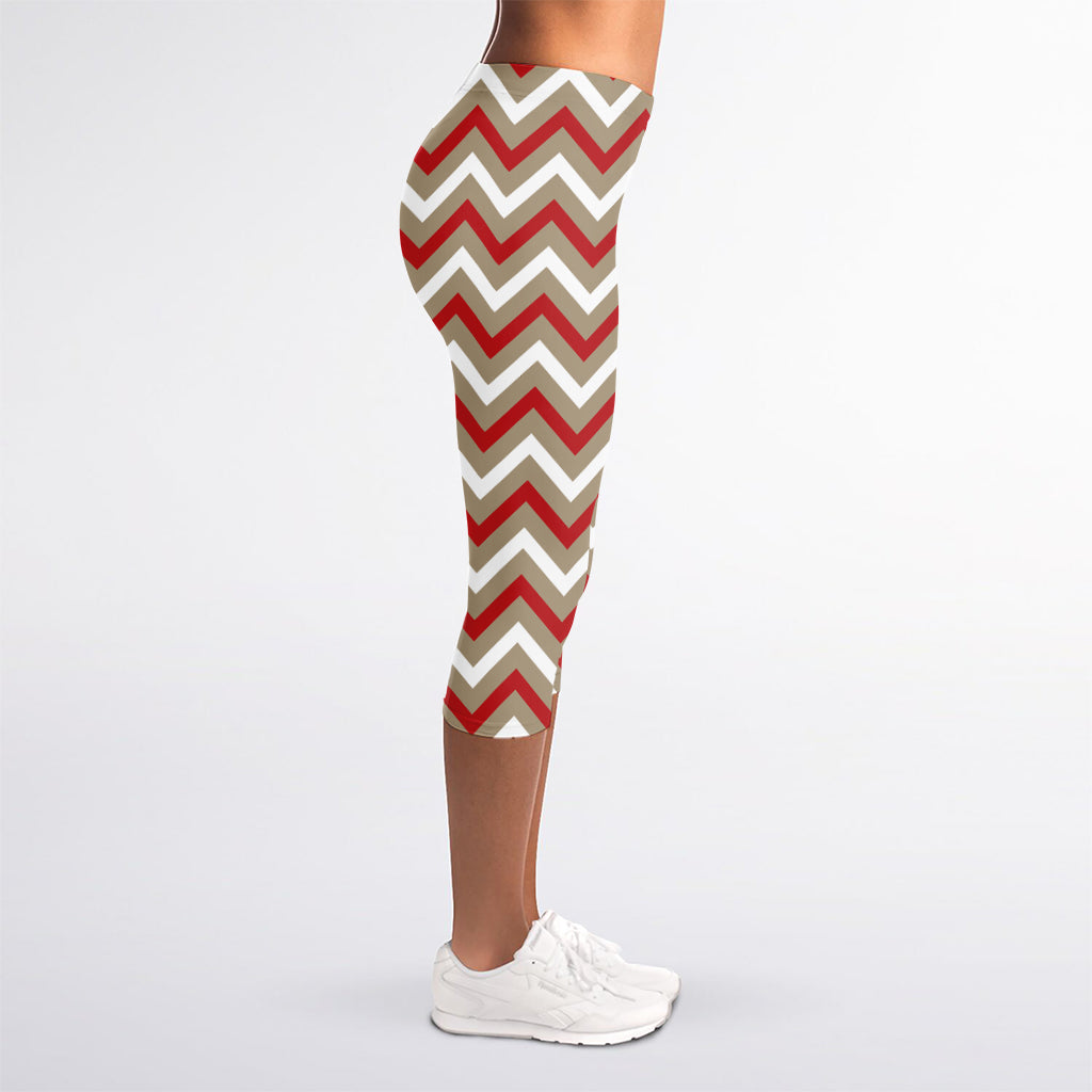 White Beige And Red Chevron Print Women's Capri Leggings