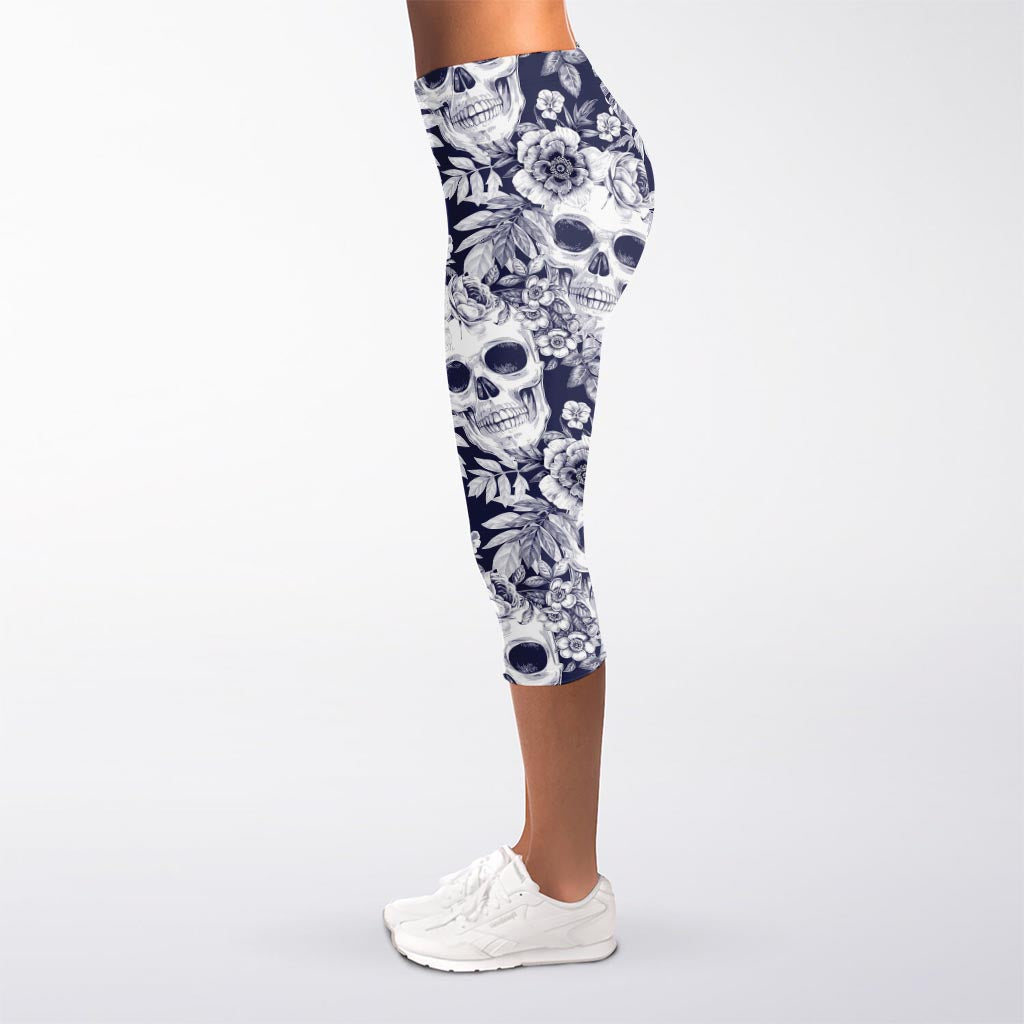 White Blue Skull Floral Pattern Print Women's Capri Leggings