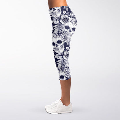 White Blue Skull Floral Pattern Print Women's Capri Leggings