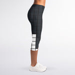 White Brick Puzzle Video Game Print Women's Capri Leggings