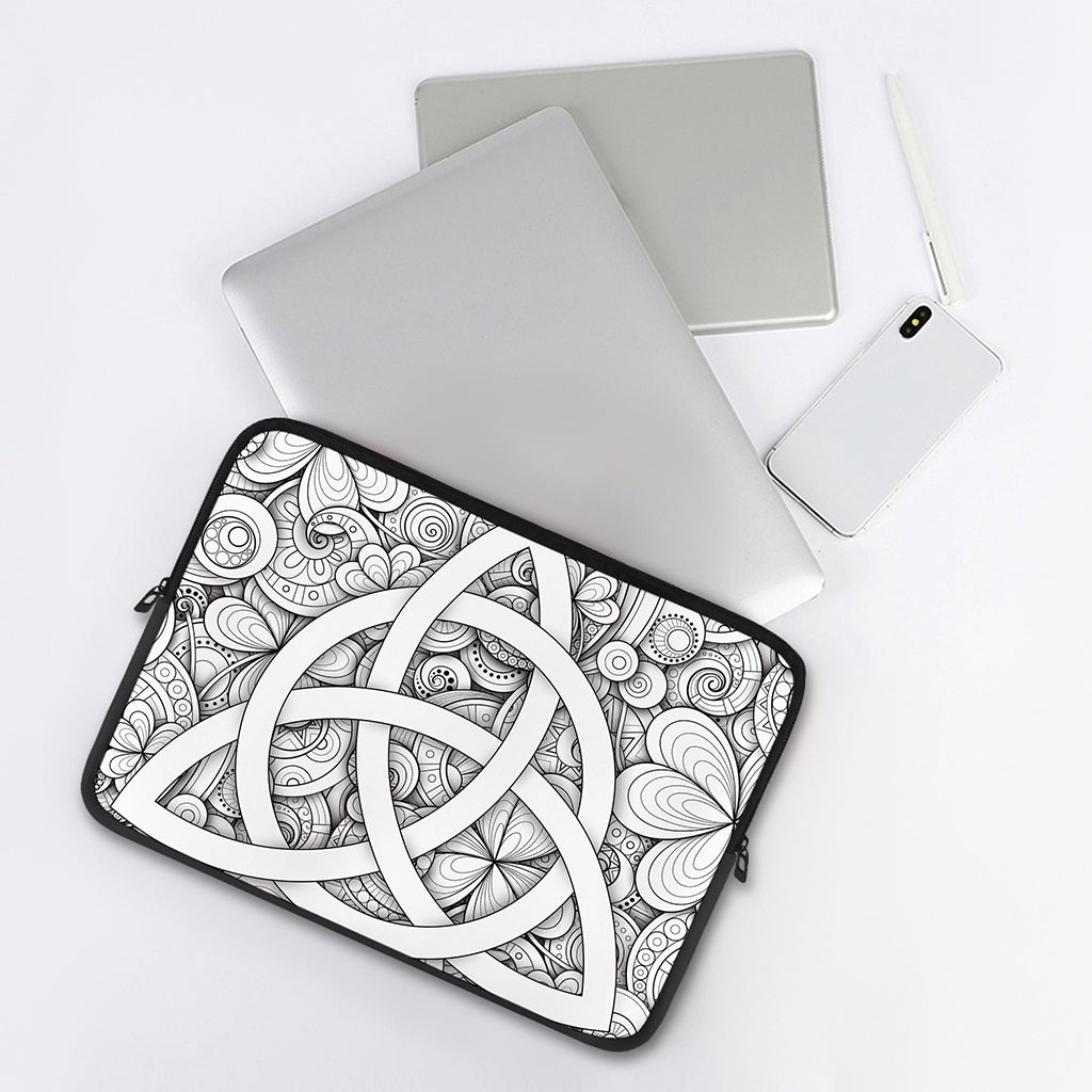 White Celtic Trinity Knot Symbol Print Laptop Sleeve