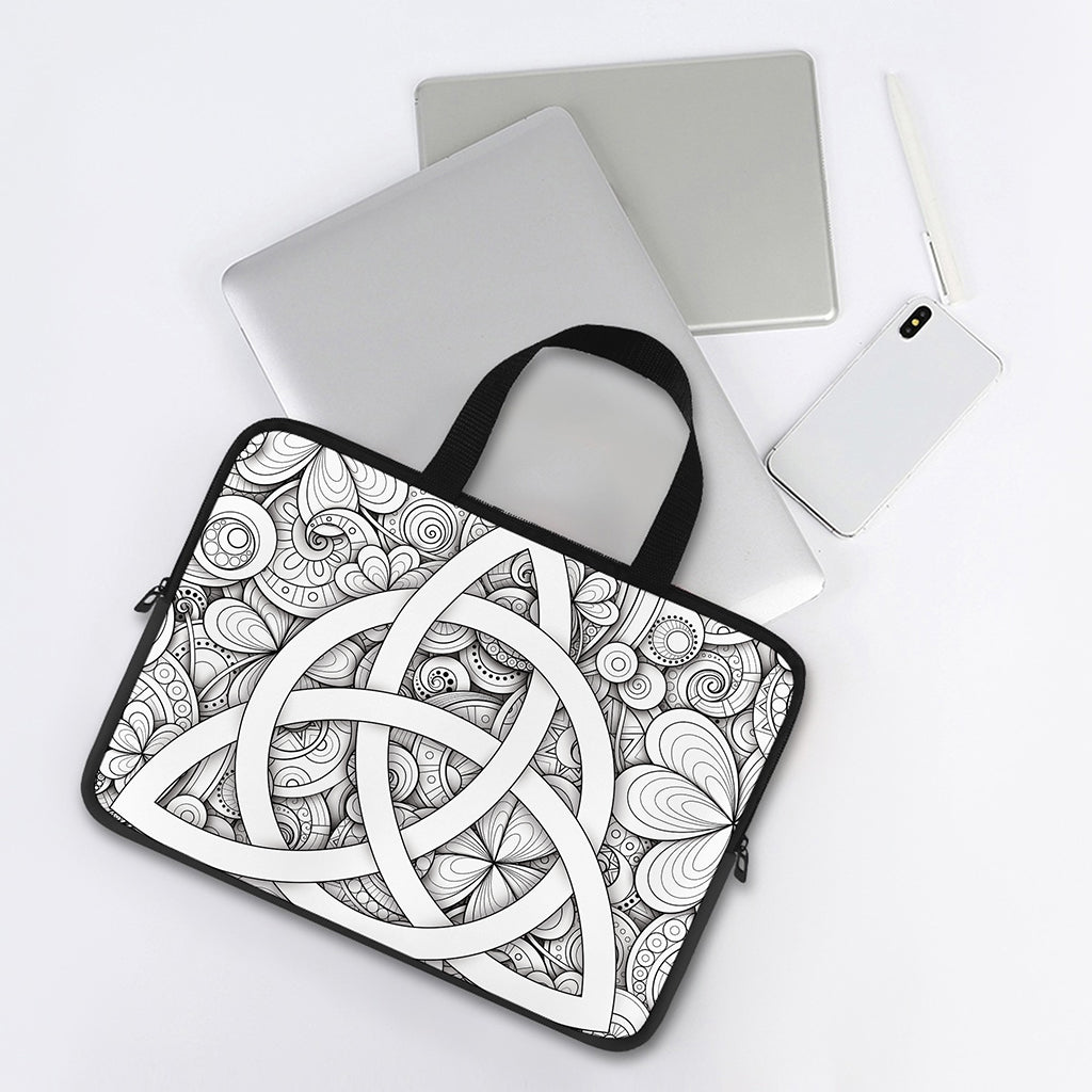 White Celtic Trinity Knot Symbol Print Laptop Sleeve With Handle