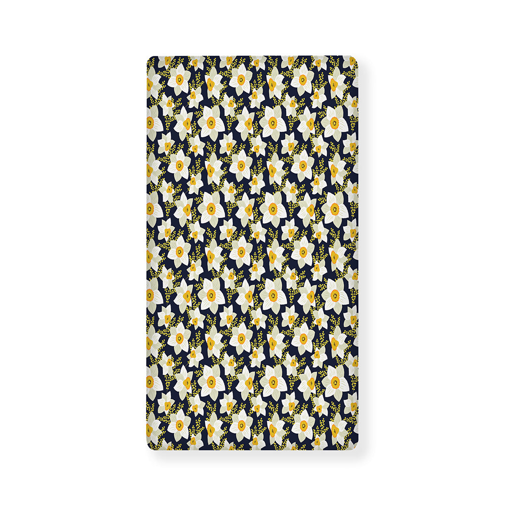 White Daffodil Flower Pattern Print Baby Crib Sheet