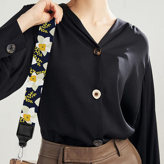 White Daffodil Flower Pattern Print Bag Strap