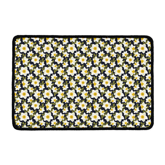 White Daffodil Flower Pattern Print Kitchen Mat