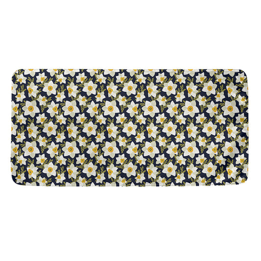White Daffodil Flower Pattern Print Towel