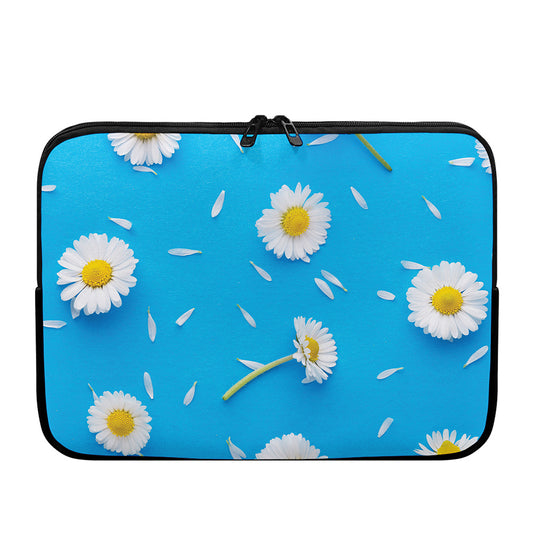White Daisy Flower Print Laptop Sleeve