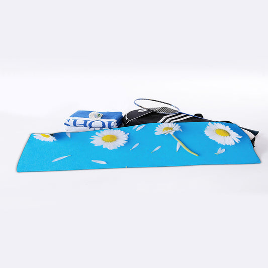 White Daisy Flower Print Sports Towel