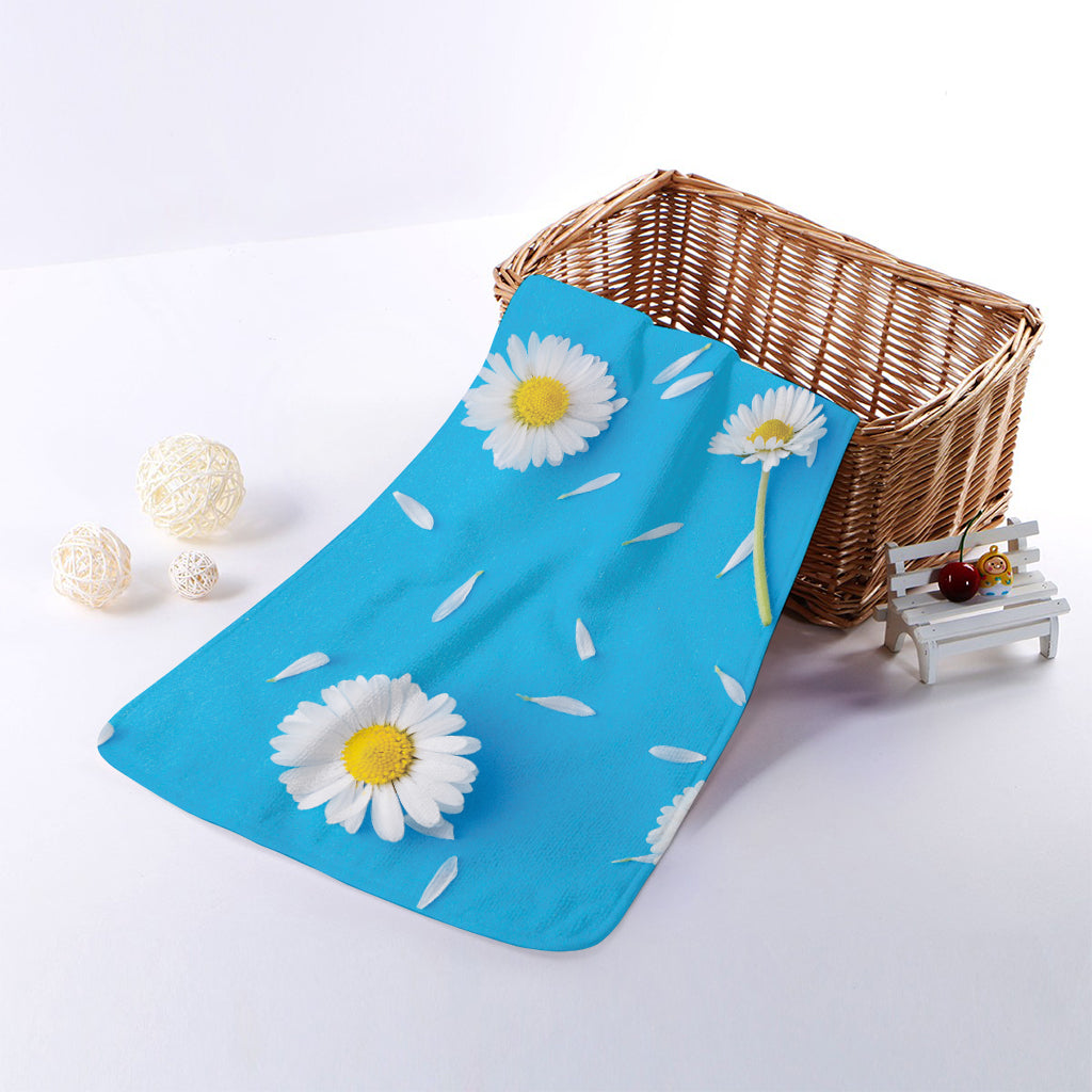 White Daisy Flower Print Towel