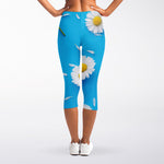 White Daisy Flower Print Women's Capri Leggings