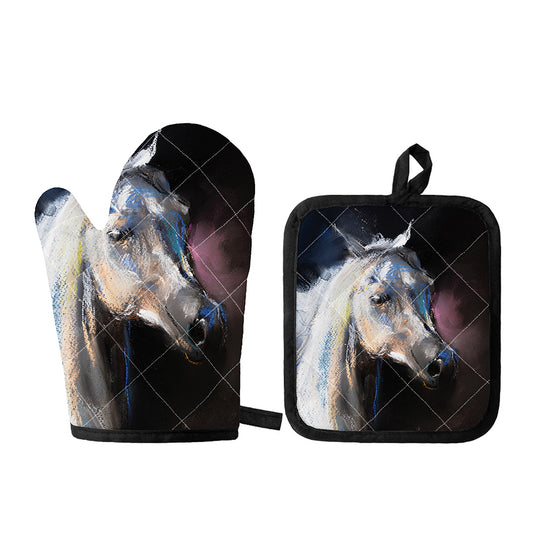 White Horse Portrait Print Oven Mitt And Pot Holder Set