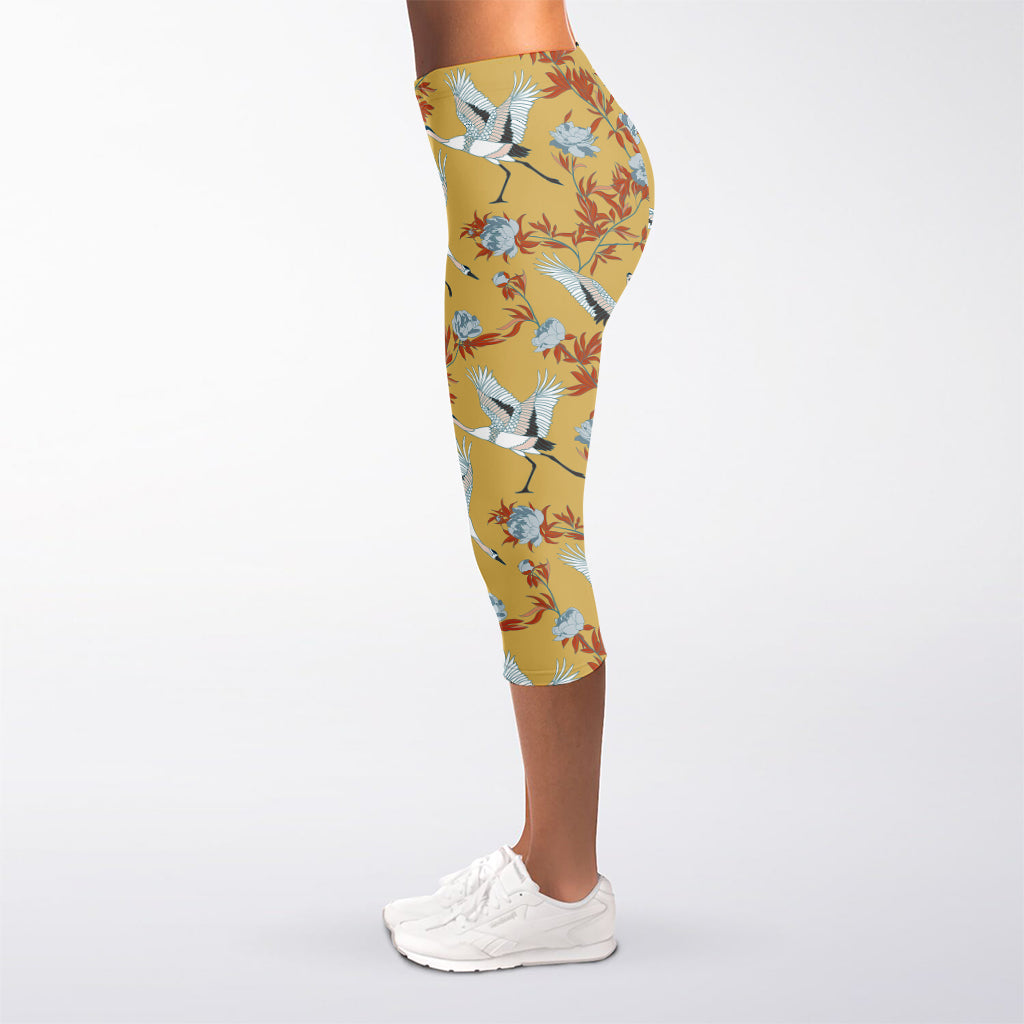 White Japanese Cranes Pattern Print Women's Capri Leggings