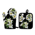 White Lily Print Oven Mitt And Pot Holder Set