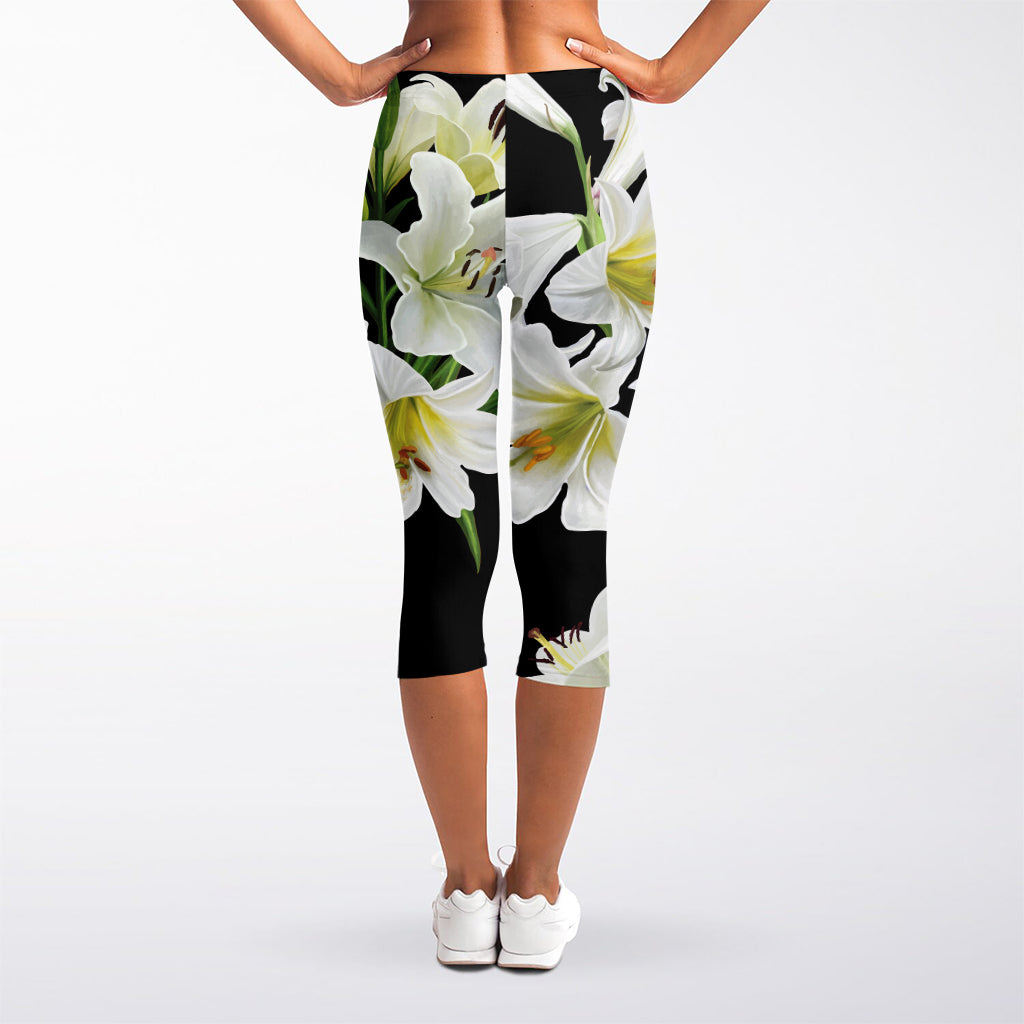 White Lily Print Women's Capri Leggings