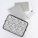 White Paisley Bandana Pattern Print Laptop Sleeve