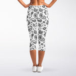 White Paisley Bandana Pattern Print Women's Capri Leggings