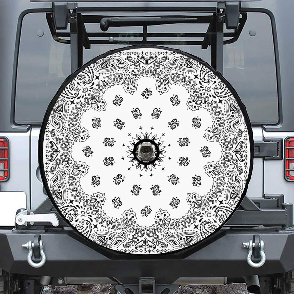 White Paisley Bandana Print Tire Cover With Camera Hole