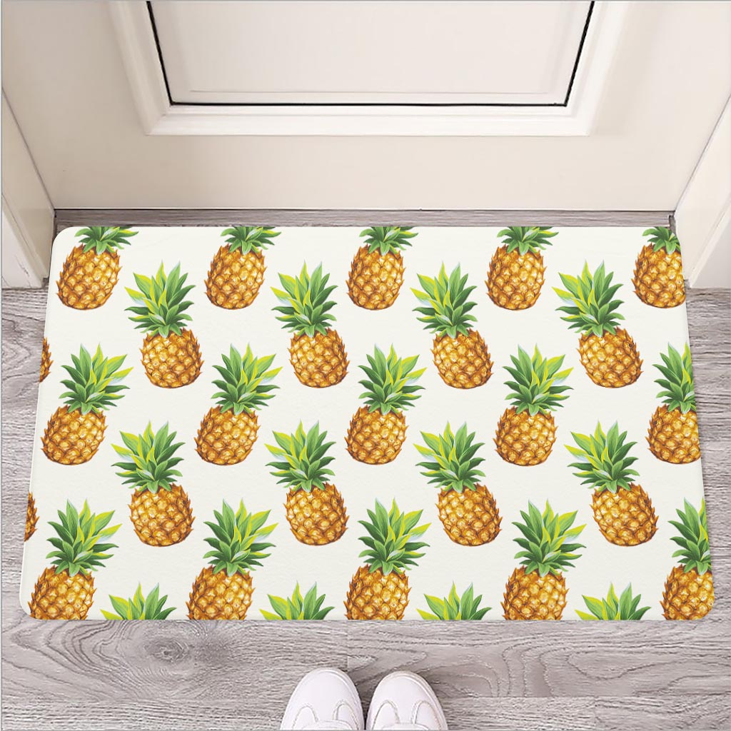 White Pineapple Pattern Print Rubber Doormat