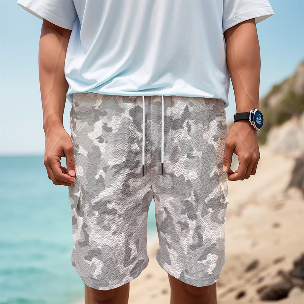 White Snow Camouflage Print Men's Cargo Shorts