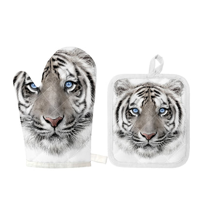 White Tiger Portrait Print Oven Mitt And Pot Holder Set
