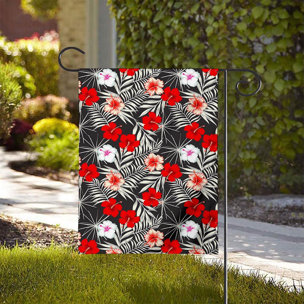 White Tropical Hibiscus Pattern Print House Flag
