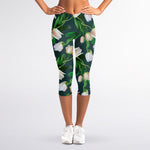 White Tulip Pattern Print Women's Capri Leggings
