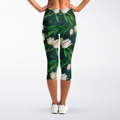 White Tulip Pattern Print Women's Capri Leggings